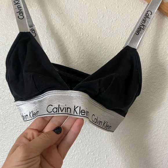 Calvin Klein triangle bralette - Picture 2 of 4